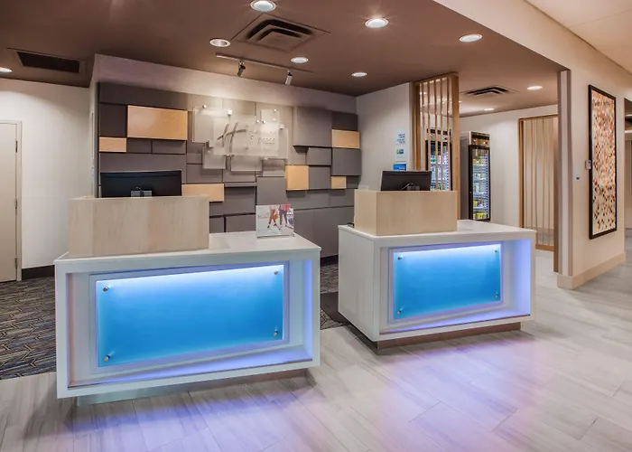 Resort: Holiday Inn Express & Suites - Edmonton Sw - Windermere By Ihg